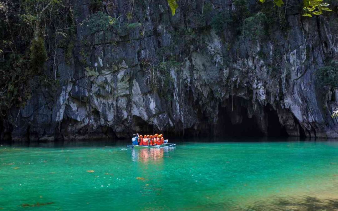 What should I know about Palawan’s underwater activities, like diving and snorkeling, in terms of safety and conservation?